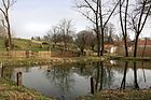 Čeština: Malý rybník v severní části Tříklasovic, části Psárova English: Small pond in Tříklasovice, part of Psárov, Czech Republic.