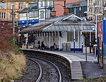 Queen's Park Railway Station, Glasgow, Scotland 07.jpg