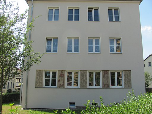 Radebeul Doppelwohnhaus Wichernstraße 2121a Sgraffiti (1)