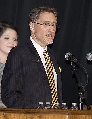 <span class="mw-page-title-main">Randy Dunn</span> American academic administrator