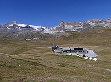 Refuge et glaciers de la Vanoise.