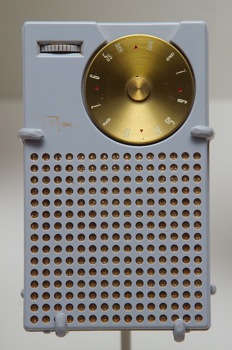 File:Philips Fanette 7-Transistor Radio, Model LOX90T, Made in West  Germany, Circa 1960 (8449243908) (2).jpg - Wikimedia Commons