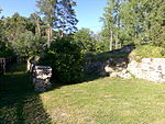 Ruiner av en 1700-tals herrgård.
