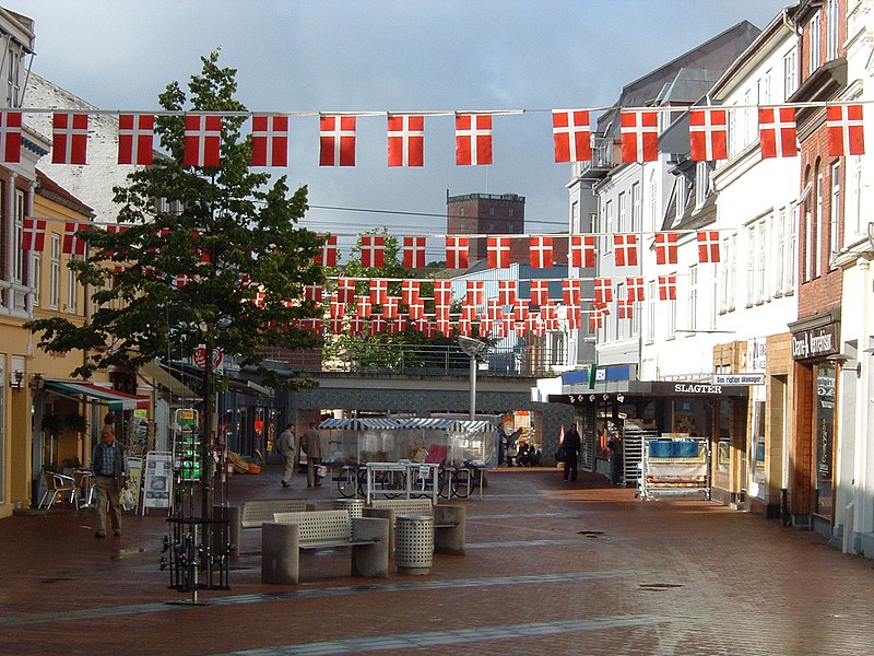 File:Søndergade, Kolding 2005.jpg
