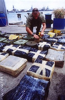 <i>Santorini</i> affair 2001 Palestinian weapons-smuggling incident