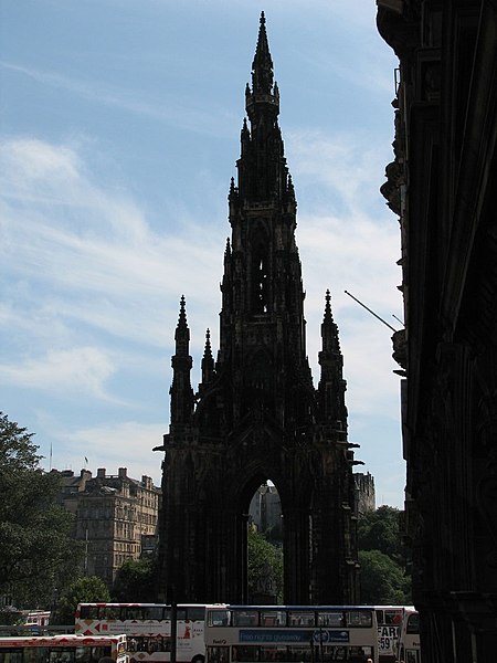 File:Scott Monument Edinburgh 15 Jul 2006.jpg