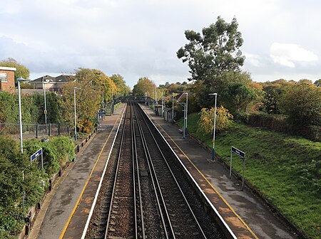 Sholing railway station 2020