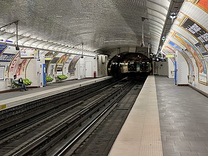 How to get to Mairie Des Lilas - Métro with public transit - About the place