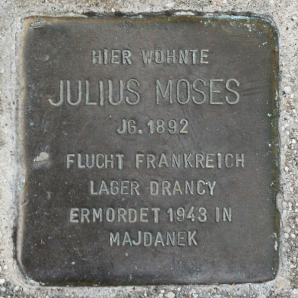 File:Stolperstein Julius Moses Müllheim.jpg