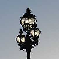 Street lamp 2, Pont Alexandre-III, Paris December 2012.jpg