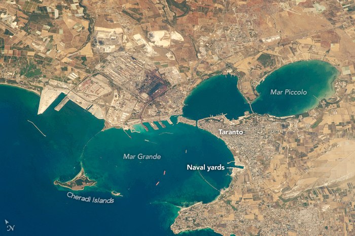 Taranto & harbor from ISS, 2017