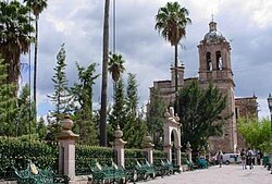 Jardín Principal and San Judas Tadeo Church