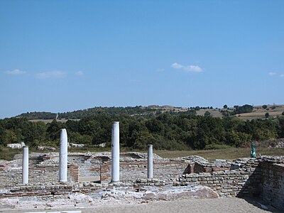 La tomba di Galerio all'orizzonte