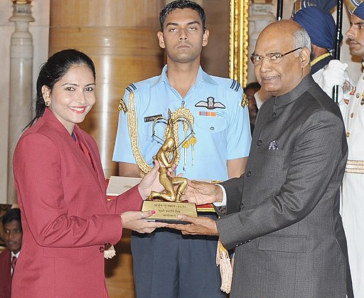 The President, Shri Ram Nath Kovind presenting the Arjuna Award, 2017 to Ms. Prashanti Singh for Basketball, in a glittering ceremony, at Rashtrapati Bhavan, in New Delhi on August 29, 2017