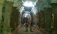 Corridor of the temple Tirupullani7.jpg