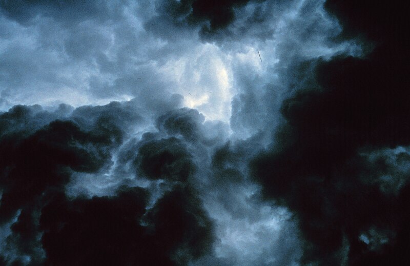 File:Turbulent gust front - NOAA.jpg