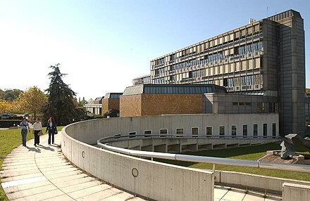 The main building of the Faculty of Law and Criminal Justice and of the Faculty of Business and Economics