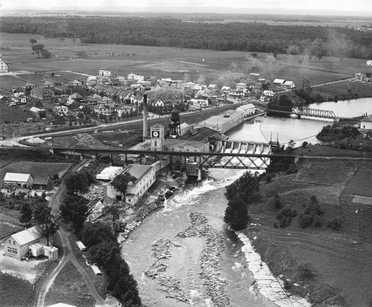 File:Usine de papier Howard Smith - Crabtree 1925.jpg