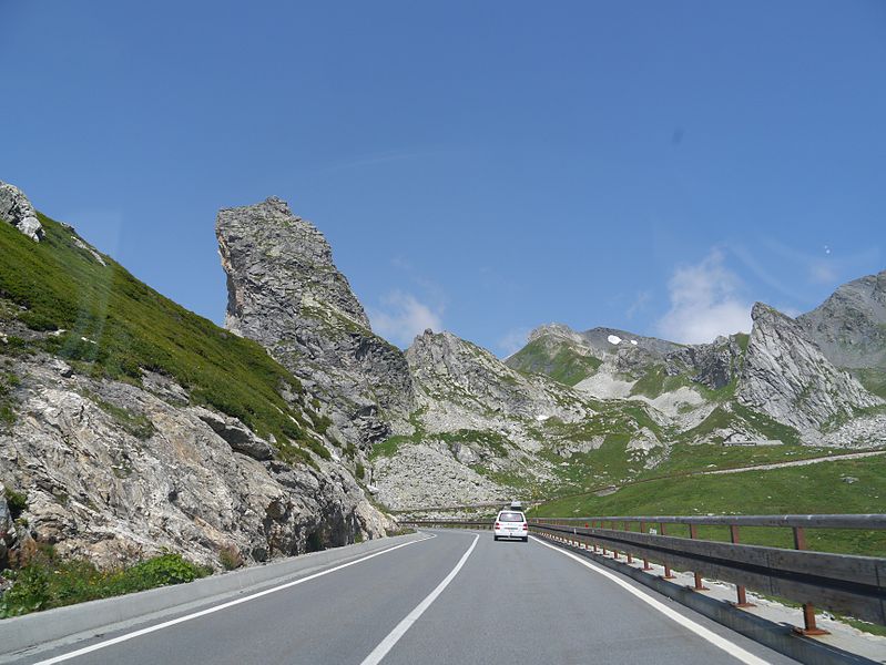 File:Valle d'Aosta Grand-St.-Bernard 16.JPG
