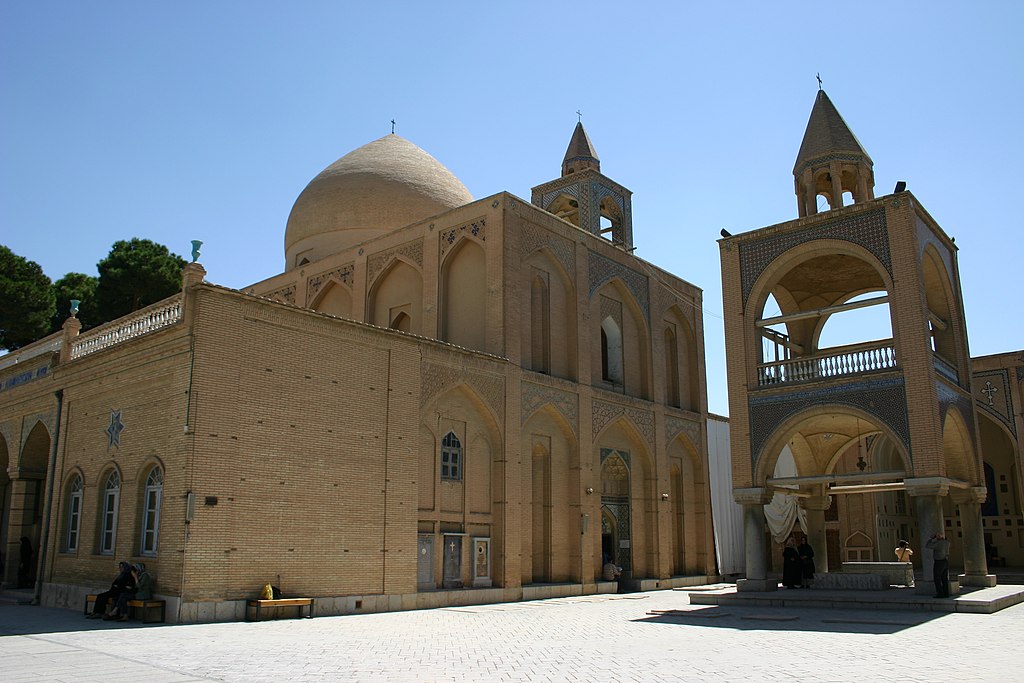 Собор Святого Христа Всеспасителя 1024px-Vank_Cathedral%2C_Armenian_Quarter%2C_Esfahan%2C_Iran