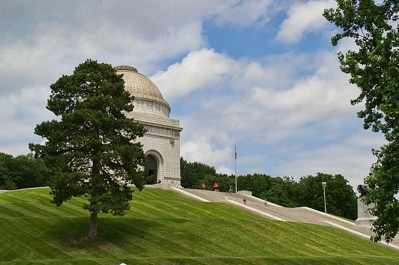 File:William McKinley Tomb 2.jpg