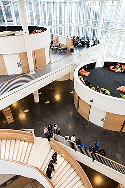 Ørestad Gymnasium - inside (2016).jpg