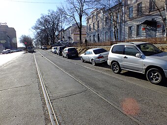 Raitiovaunurata entisessä liikenneympyrässä lähellä rautatieasemaa, tammikuu 2016