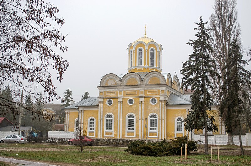 File:Одна з будівель Чернігівської духовної семинарії.JPG