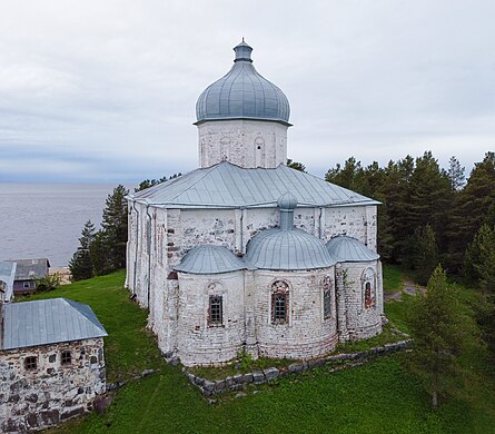 98. Собор Воздвиженский (Патриарха Никона), Кий-остров в Онежской губе Белого моря, Онежский район Автор — Александр Антонов гугл-картовский