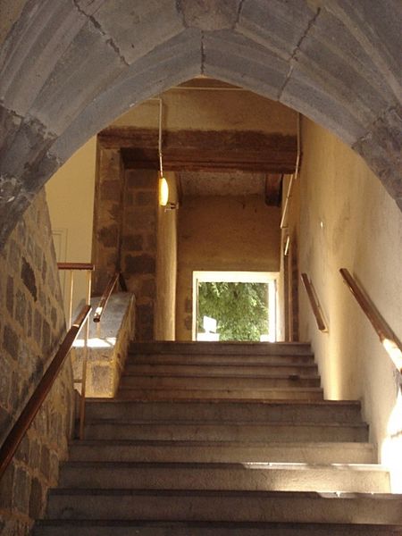 File:00631 Aurillac Presidial escalier inter.jpg