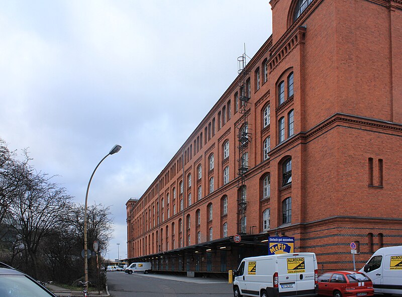 File:09055126 Berlin Tempelhof, Ringbahnstraße 126-134 004.jpg