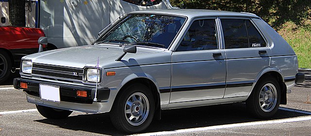 File:1980-1982 Toyota Starlet XL.jpg - Wikipedia