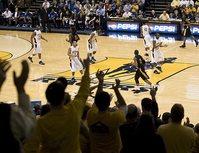 A Murray State basketball game in 2011.