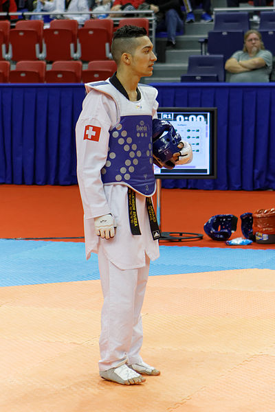 File:2014 French Open Taekwondo - Édouard Dourdin vs Mehdi Amhand 02.jpg