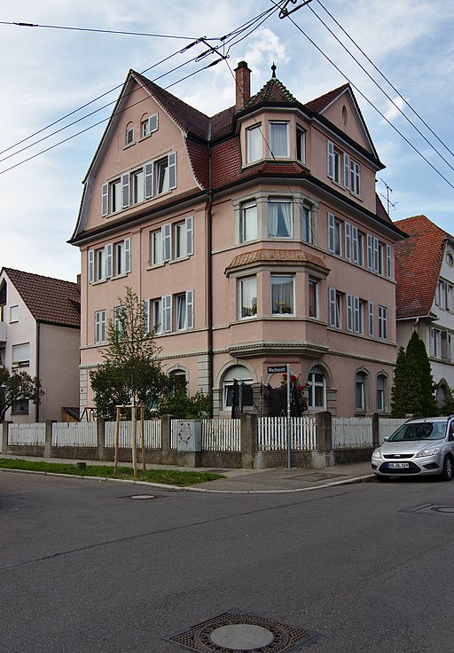 20180603 Stuttgart-Feuerbach, Wachaustraße 2