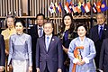 2019年11月25號，馬哈迪（後排右一）到韓國釜山參加東盟韓國紀念峰會