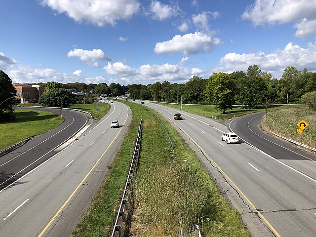 PA 378 northbound at the interchange with Eighth Avenue in Bethlehem