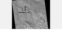 Оз. Знімок виконано HiRISE в рамках програми HiWish.