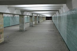 Un tunnel dans le métro de Kharkiv.jpg