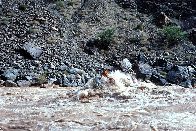 File:A private raft in Hermit Rapid on the Colorado River through the Grand Canyon.jpg