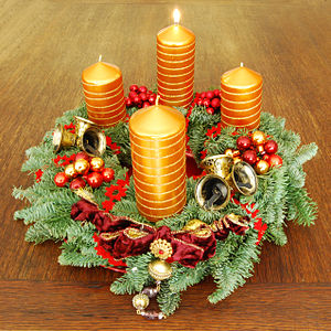 English: Advent wreath, First Advent Sunday