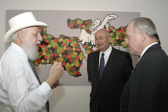 Ambassadors of Israel and USA in Prague listen to Alexenberg explain his aesthetic peace plan aided by his painting derived from Islamic art Aesthetic Peace.jpg