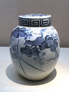 Tobe ware Type of Japanese porcelain ware