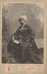 Али бек Гусейнзаде в кавказском костюме. 1908 год