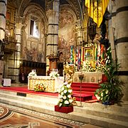 El altar en los días del palio