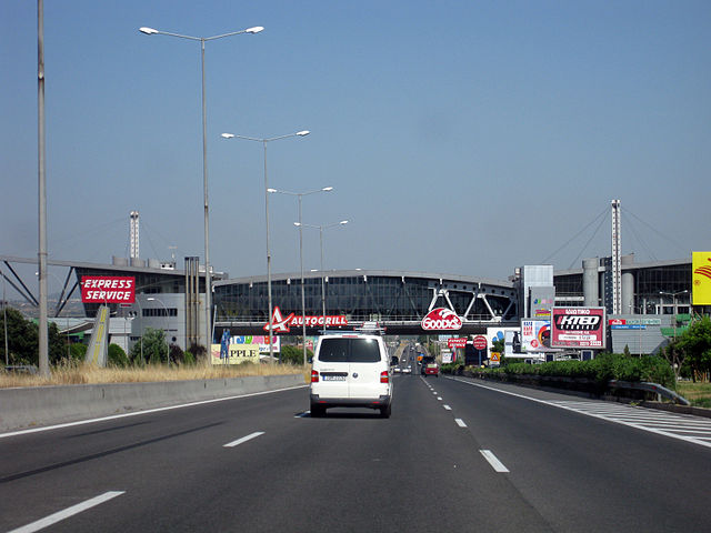 Sirius rest area along Motorway 1 (A1) near Athens, Greece with a restaurant above the road