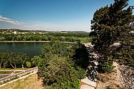 Avignon - Jardin des Doms (Rocher des Doms) - Panorama View on Ramparts of Avignon, Pont Saint-Bénézet (Pont d'Avignon) 1177-85 & Rhône valley 02.jpg