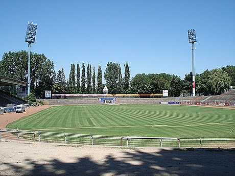 Stadion am Böllenfalltor