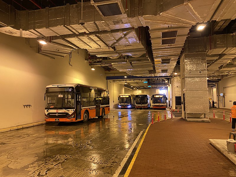 File:Barra Public Transport Interchange bus parking place 19-01-2023(3).jpg