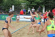 Deutsch: Beachhandball Europameisterschaften 2019 (Beach handball Euro); Tag 1: 2. Juli 2019 – Frauen, Vorrunde Gruppe D, Ukrine-Russland 2:1 (25:20, 14:17; 10:4) English: Beach handball Euro; Day 1: 2 July 2019 – Women Preliminary Round Group D – Ukraine-Russia 2:1 (25:20, 14:17; 10:4)